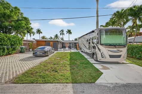 2436 Cat Cay Lane Fort Lauderdale FL 33312