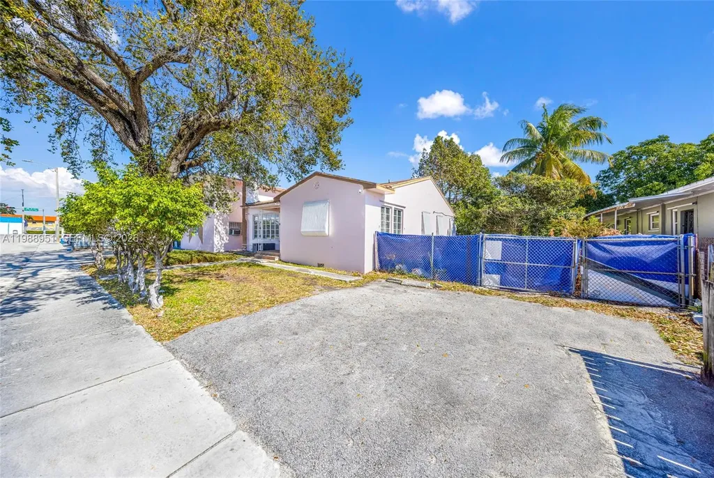 605 NW 34th Avenue Miami FL 33125