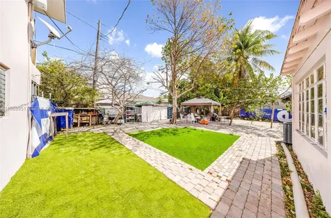 605 NW 34th Avenue Miami FL 33125