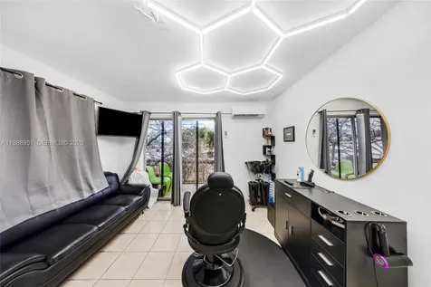 605 NW 34th Avenue Miami FL 33125