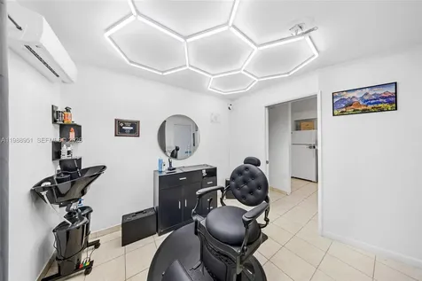 605 NW 34th Avenue Miami FL 33125