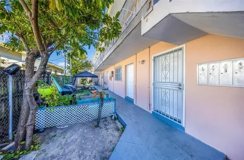 605 NW 34th Avenue Miami FL 33125