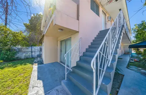 605 NW 34th Avenue Miami FL 33125