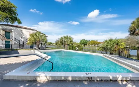 7095 NW 179th Street Hialeah FL 33015