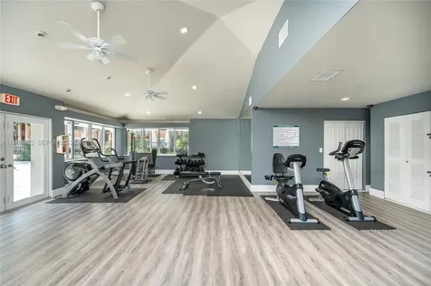7095 NW 179th Street Hialeah FL 33015