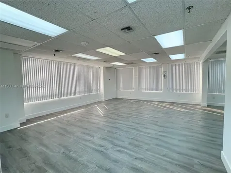 2100 W 76th Street Hialeah FL 33016