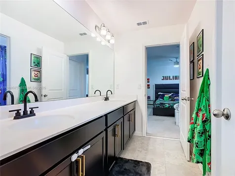 1285 Hilltop Place Saint Cloud FL 34772