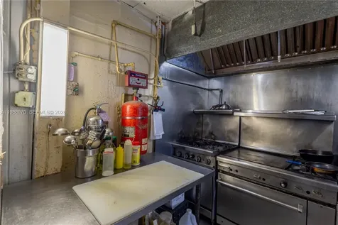 10550 NW 77 Court Hialeah Gardens FL 33016