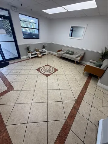 6937 Bay Drive Miami Beach FL 33141