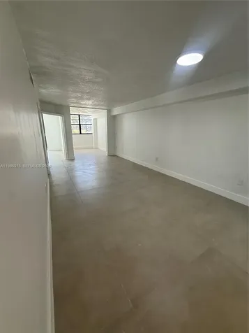6937 Bay Drive Miami Beach FL 33141