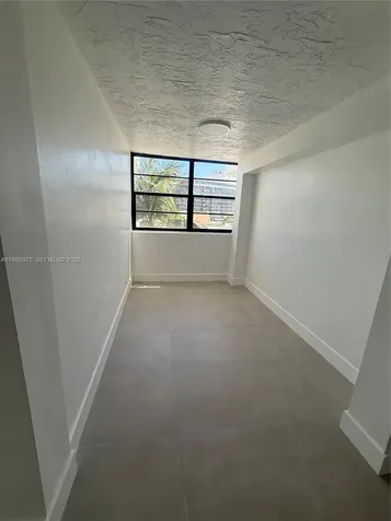 6937 Bay Drive Miami Beach FL 33141