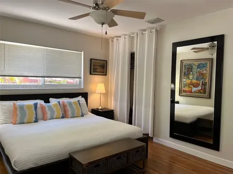 113 SW 2nd Street Hallandale Beach FL 33009