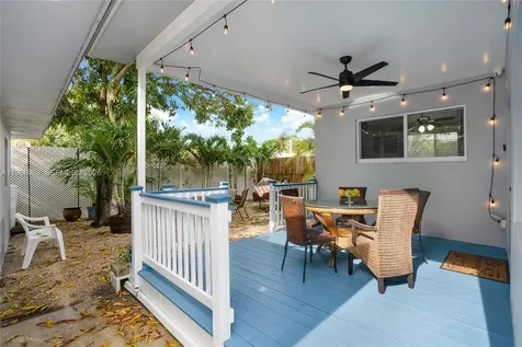 113 SW 2nd Street Hallandale Beach FL 33009