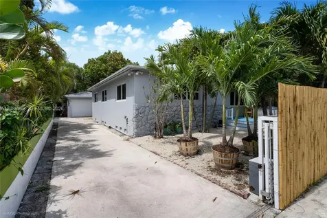 113 SW 2nd Street Hallandale Beach FL 33009