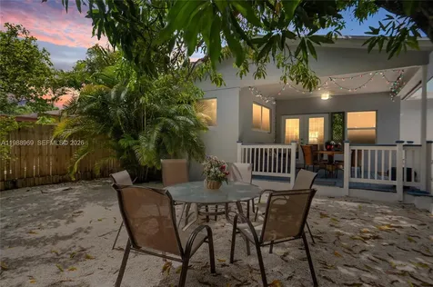 113 SW 2nd Street Hallandale Beach FL 33009