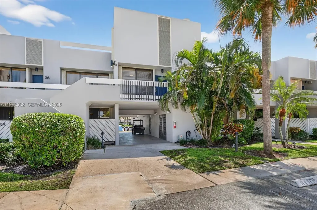 1100 SE 5th Court Pompano Beach FL 33060