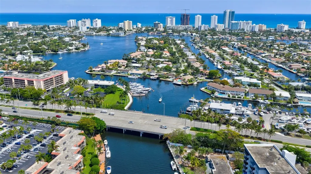 1100 SE 5th Court Pompano Beach FL 33060