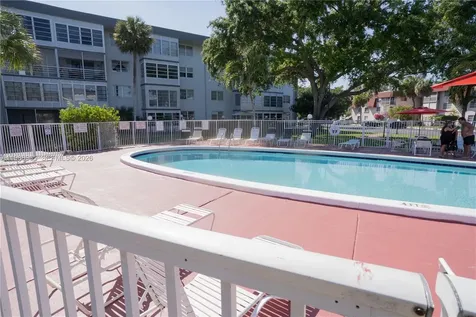 2800 NW 47th Terrace Lauderdale Lakes FL 33313