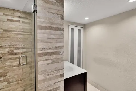 2829 Indian Creek Drive Miami Beach FL 33140