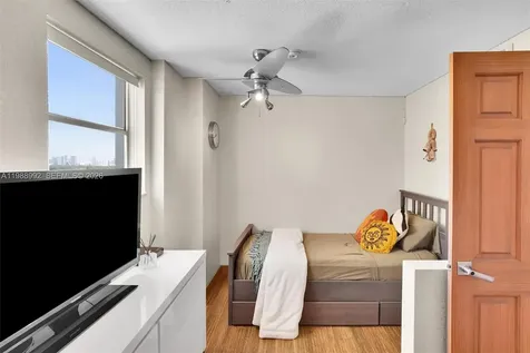 2829 Indian Creek Drive Miami Beach FL 33140