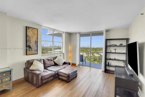2829 Indian Creek Drive Miami Beach FL 33140