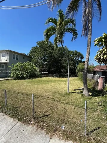 267 NW 31st Street Miami FL 33127