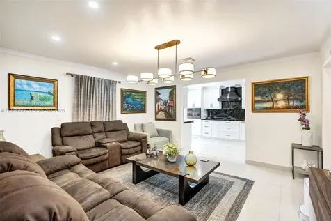5614 Flagler Street Hollywood FL 33023