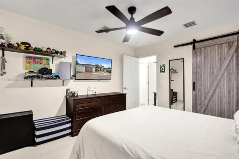 5614 Flagler Street Hollywood FL 33023