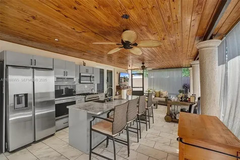5614 Flagler Street Hollywood FL 33023