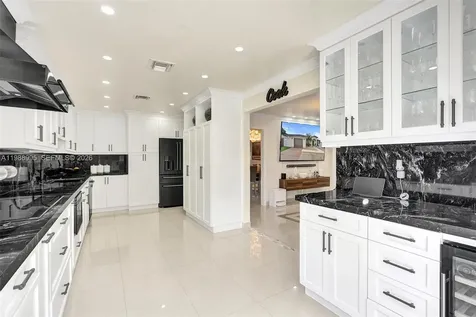 5614 Flagler Street Hollywood FL 33023