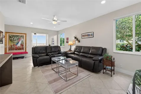 1512 Maple Drive Weston FL 33327