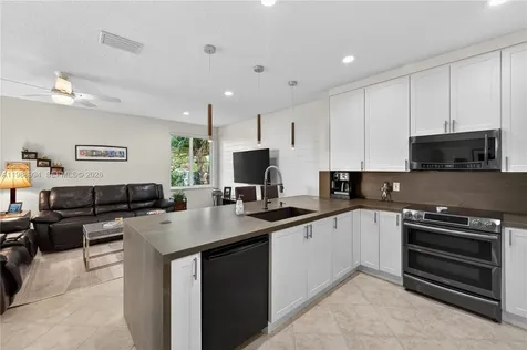 1512 Maple Drive Weston FL 33327