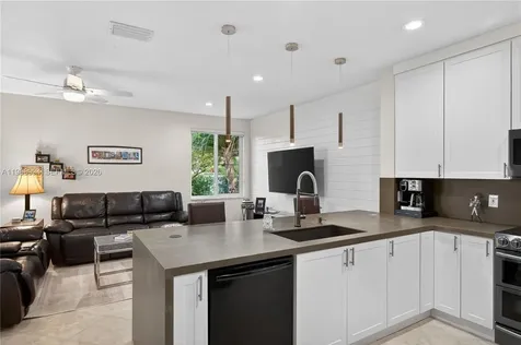 1512 Maple Drive Weston FL 33327