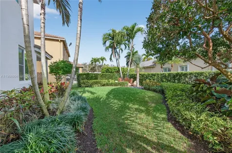 1512 Maple Drive Weston FL 33327