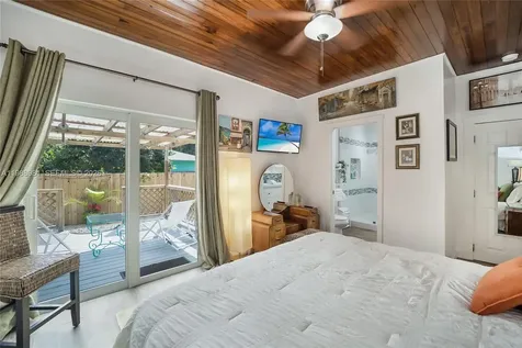 212 SW 1st Avenue Hallandale Beach FL 33009