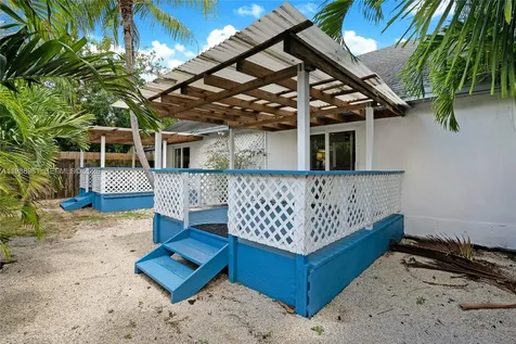 212 SW 1st Avenue Hallandale Beach FL 33009