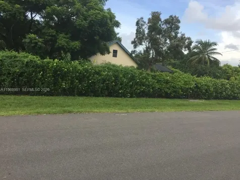 212 SW 1st Avenue Hallandale Beach FL 33009