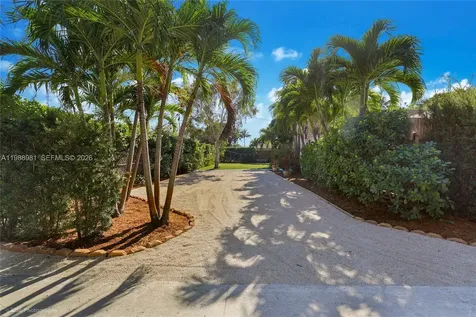 212 SW 1st Avenue Hallandale Beach FL 33009