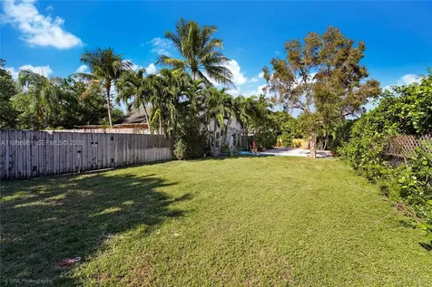 212 SW 1st Avenue Hallandale Beach FL 33009