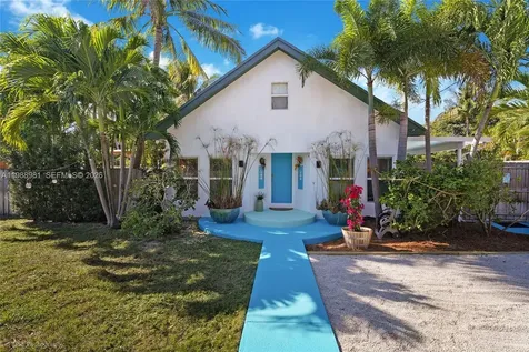212 SW 1st Avenue Hallandale Beach FL 33009