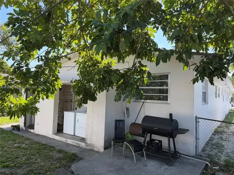 15961 NE 18th Place North Miami Beach FL 33162