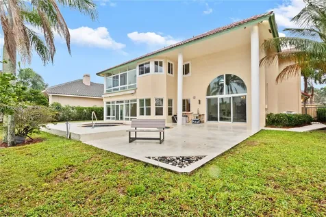 10091 NW 7th Street Plantation FL 33324