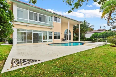 10091 NW 7th Street Plantation FL 33324