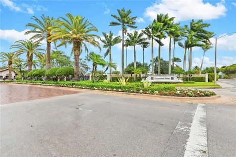 10091 NW 7th Street Plantation FL 33324