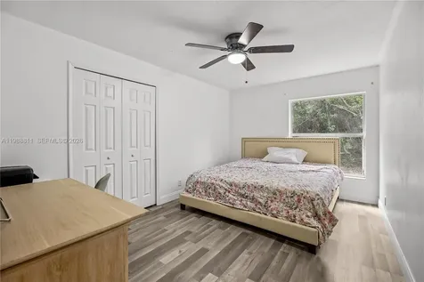 3990 SW Halcomb Street Port St. Lucie FL 34953