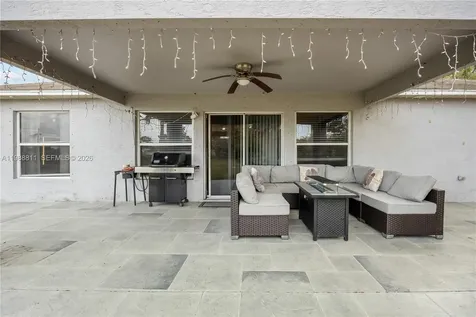 3990 SW Halcomb Street Port St. Lucie FL 34953