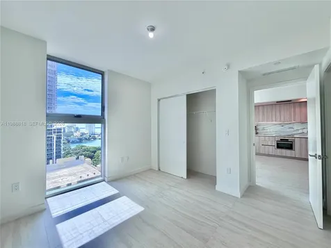77 SE 5th Street Miami FL 33131