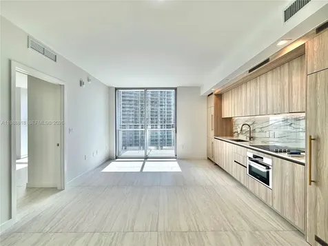 77 SE 5th Street Miami FL 33131