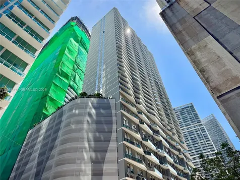 77 SE 5th Street Miami FL 33131