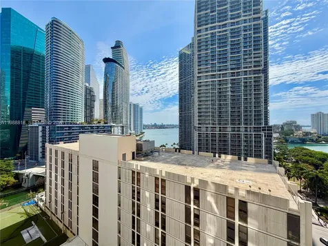 77 SE 5th Street Miami FL 33131